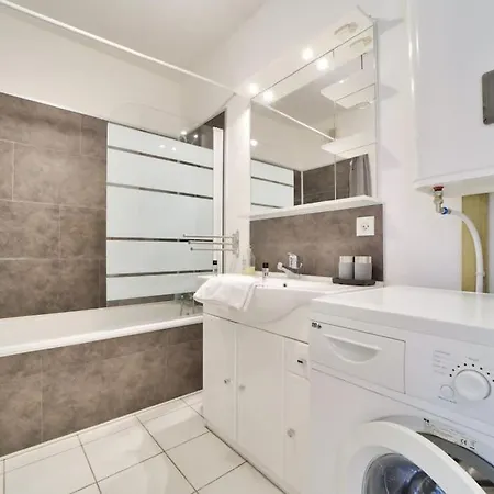 Lejlighed Cosy 10min From The Metro Parking *